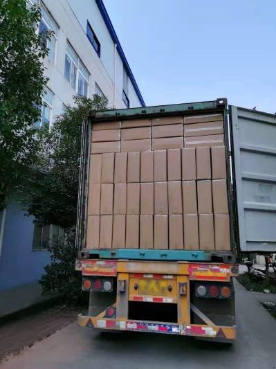 loading container
